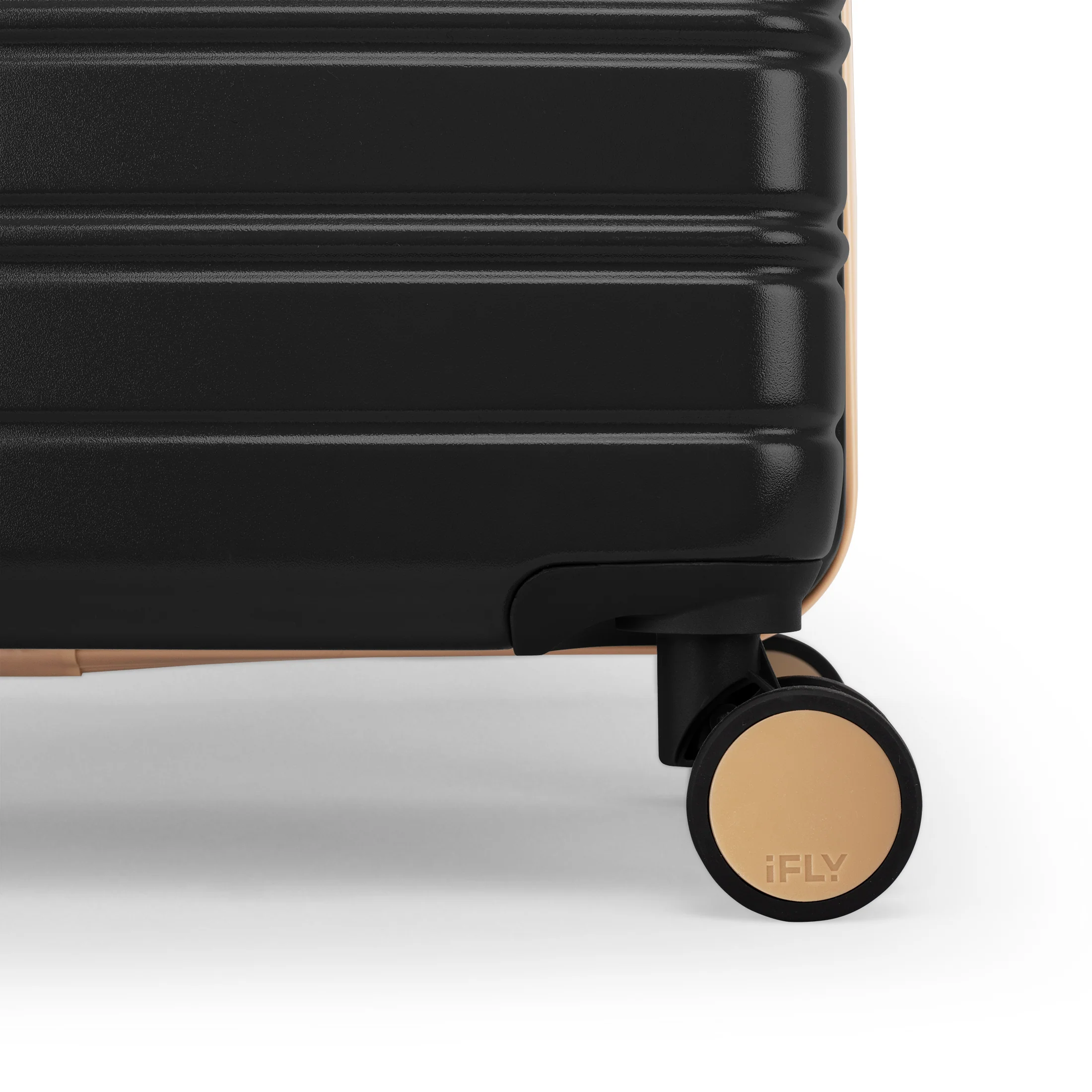 The Carry-On - Image 9